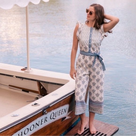 Beautiful gal meets glam romper. New. Never worn. Size XL (16-18) - Picture 1 of 7